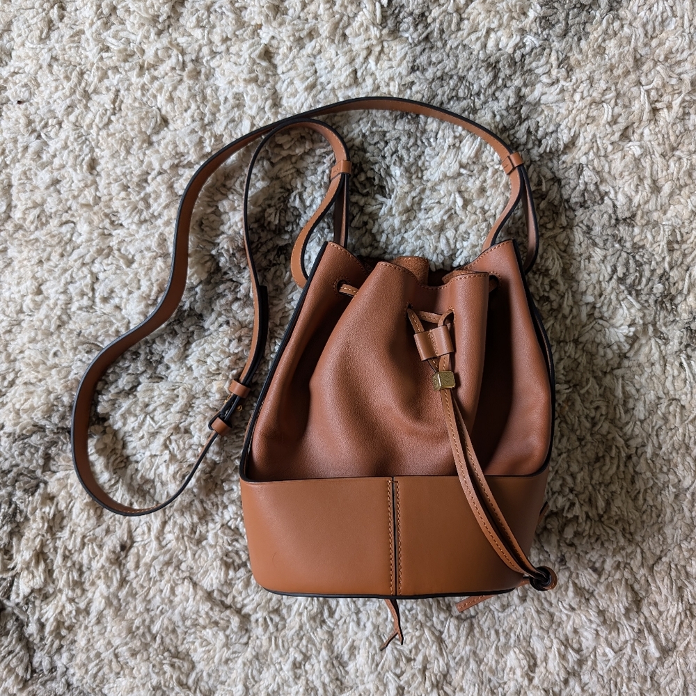 Loewe style balloon bag
